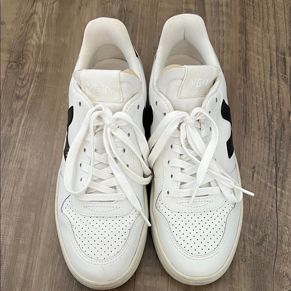 Veja Women’s White Sneakers with Black V Detail